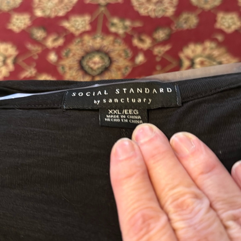 Social Standard by Sanctuary Amber Tee Black Scoop Shirt XXL (TD) - Picture 4 of 5